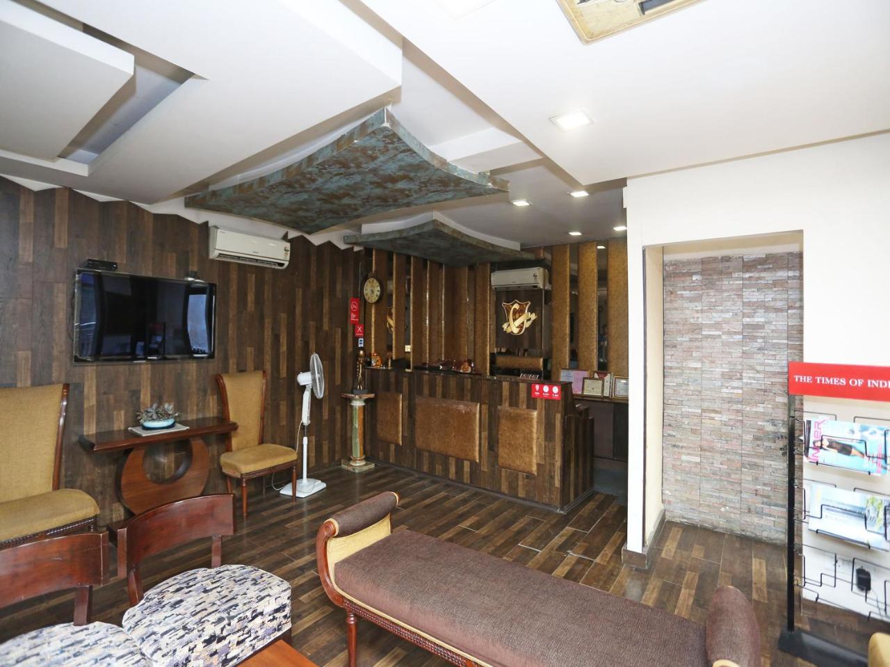 Hotel Clark Heights New Delhi Extérieur photo